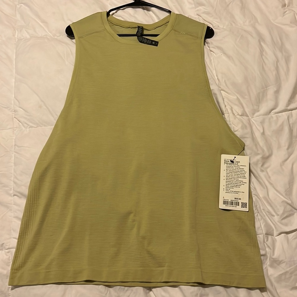 Lululemon tank top